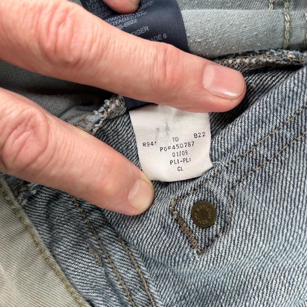 Tommy Hilfiger Freedom Fit Mens Blue Straight Leg Jeans 36x30 Medium Wash - Picture 11 of 14